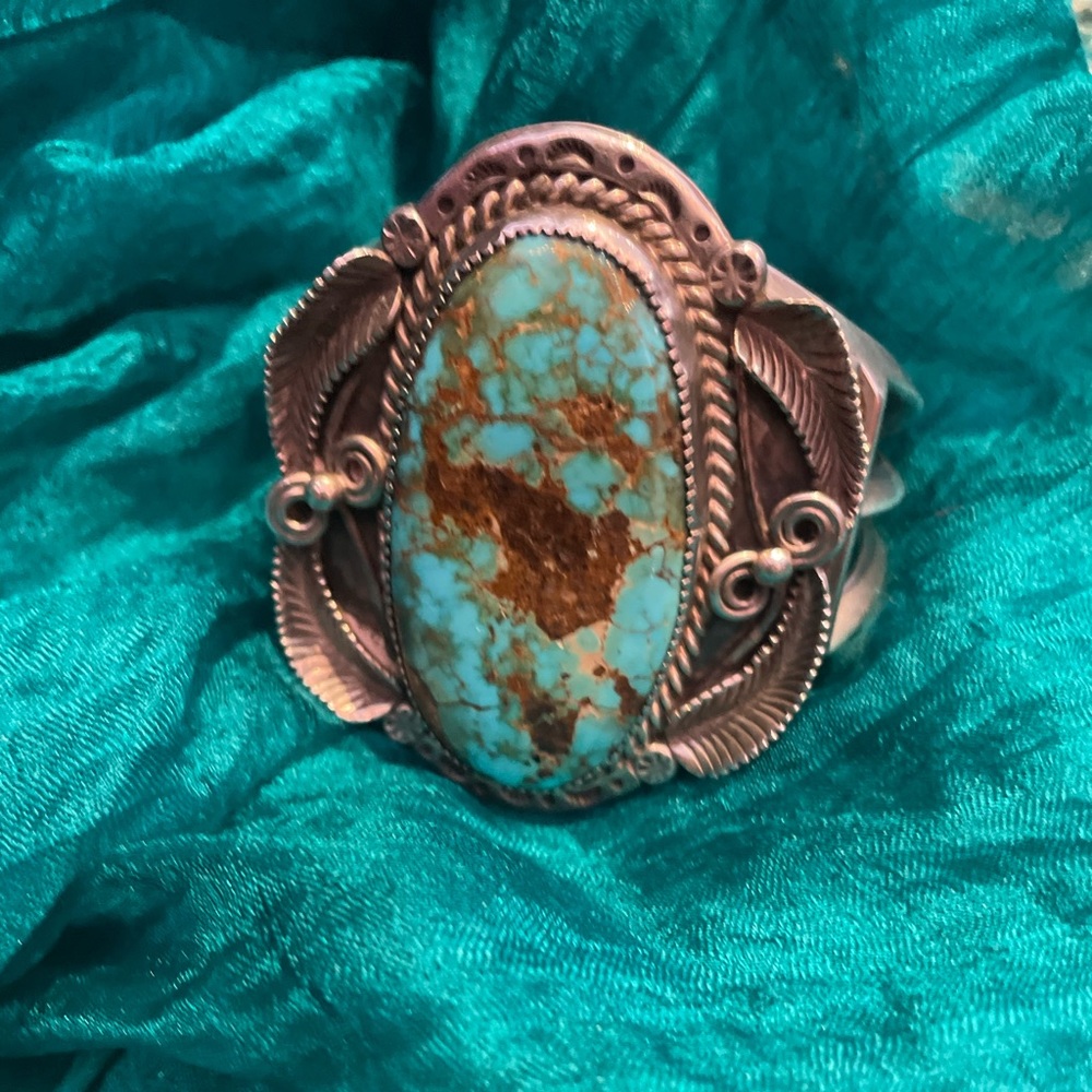 Rare 144.6 gram silver Turquoise hand made cuff bracelet kings man Navaho